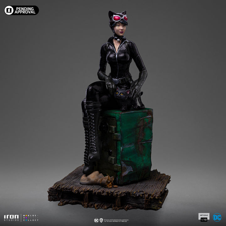 Iron Studios Gotham City Sirens Catwoman 1/10 Art Scale Limited Edition Statue