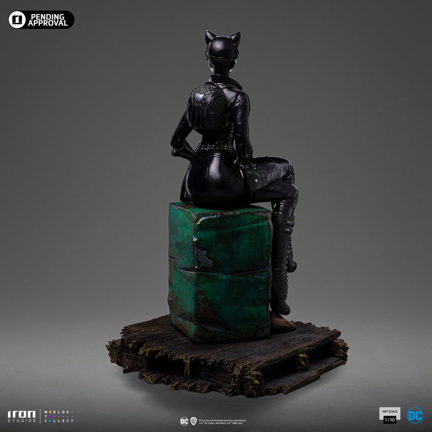 Iron Studios Gotham City Sirens Catwoman 1/10 Art Scale Limited Edition Statue