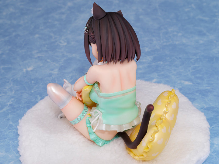 Gaou 1/6 Scale Figure Daishuku Hold Ayaka chan Mint Green Ver.