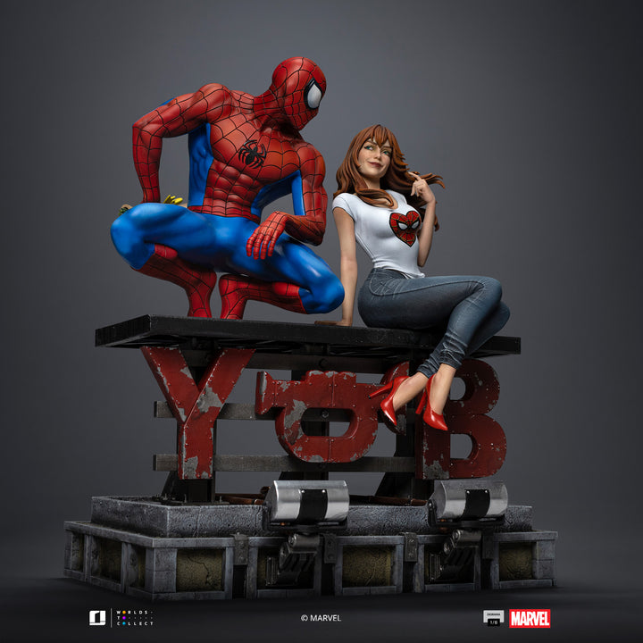 Iron Studios Marvel Comics Spider-Man and Mary Jane 1/6 Scale Limited Edition Diorama
