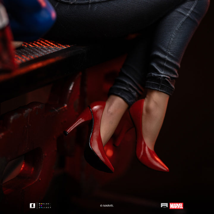 Iron Studios Marvel Comics Spider-Man and Mary Jane 1/6 Scale Limited Edition Diorama