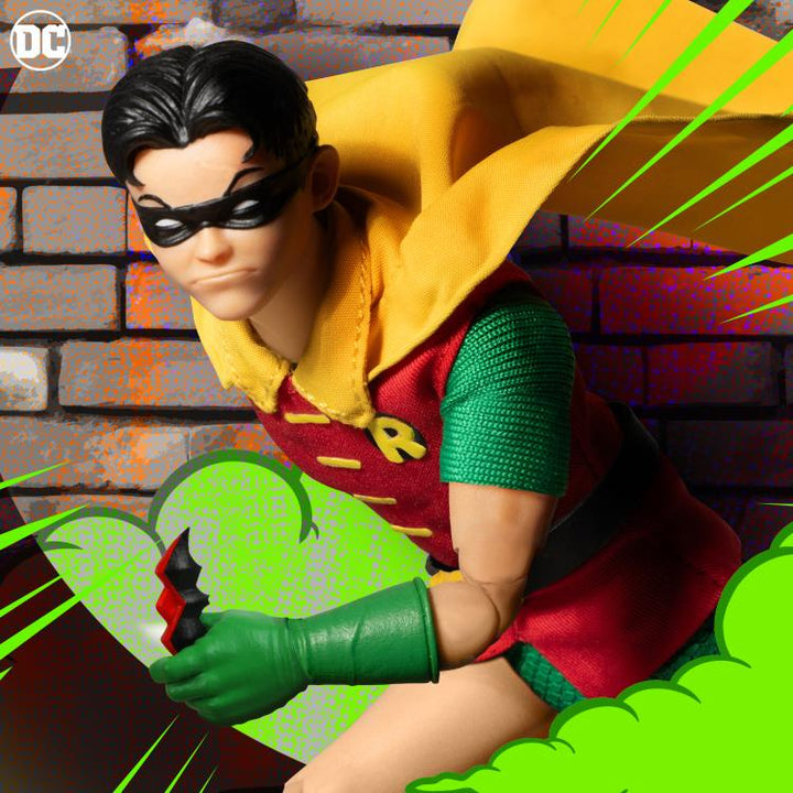 Mezco DC Comics One:12 Collective Robin (Golden Age Edition) Action Figure