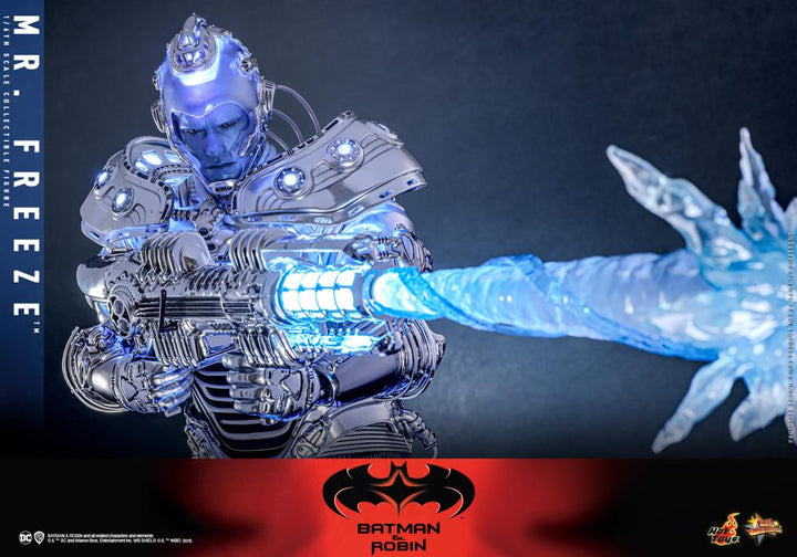 Hot Toys Batman & Robin Mr. Freeze (Deluxe Version) 1/6th Scale Figure