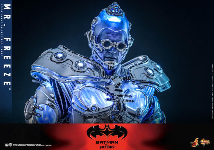 Hot Toys Batman & Robin Mr. Freeze (Deluxe Version) 1/6th Scale Figure