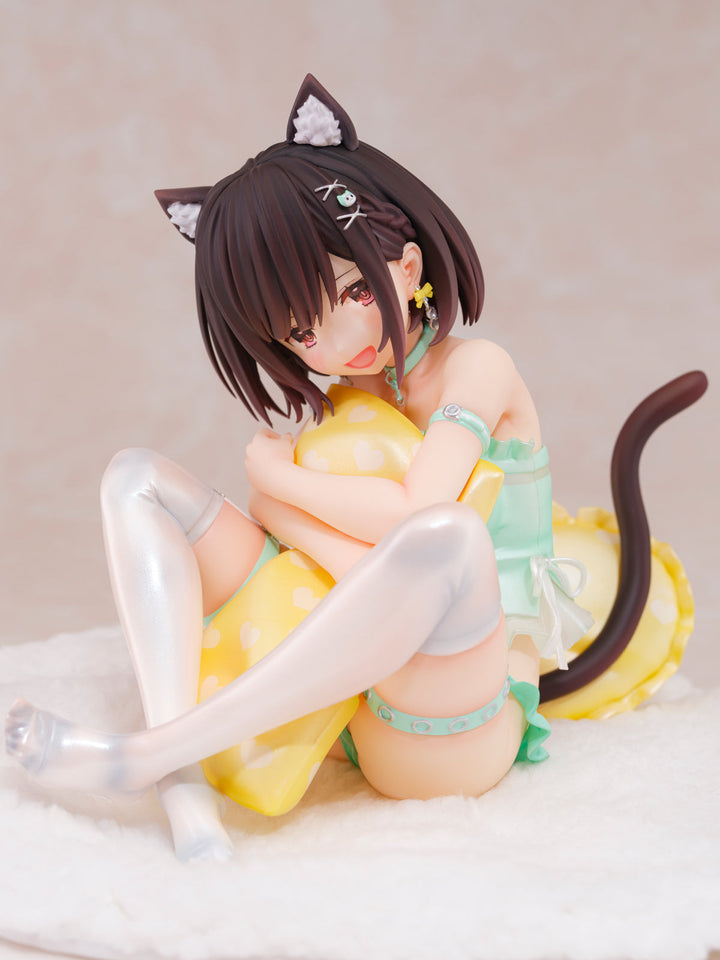 Gaou 1/6 Scale Figure Daishuku Hold Ayaka chan Mint Green Ver.