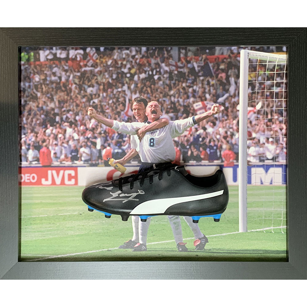 England FA Paul Gascoigne Signed Boot (Framed)