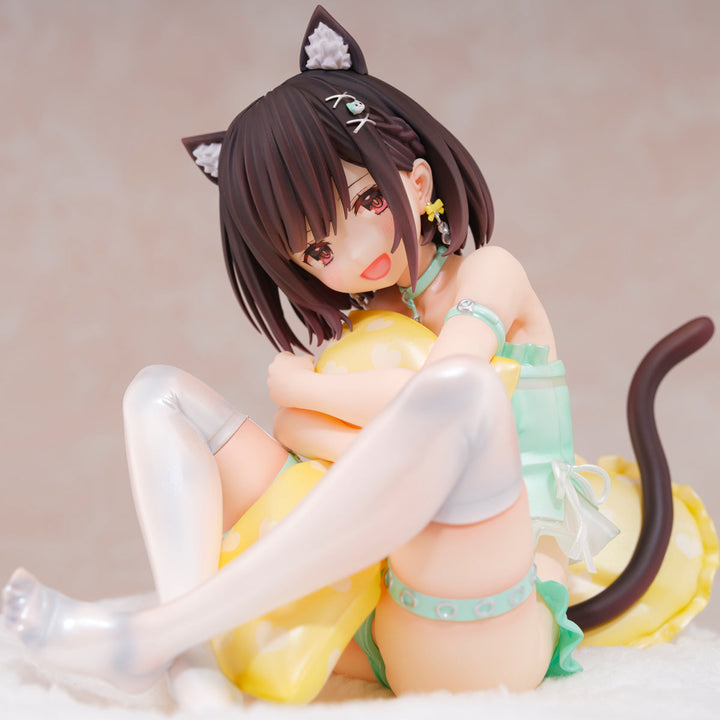 Gaou 1/6 Scale Figure Daishuku Hold Ayaka chan Mint Green Ver.