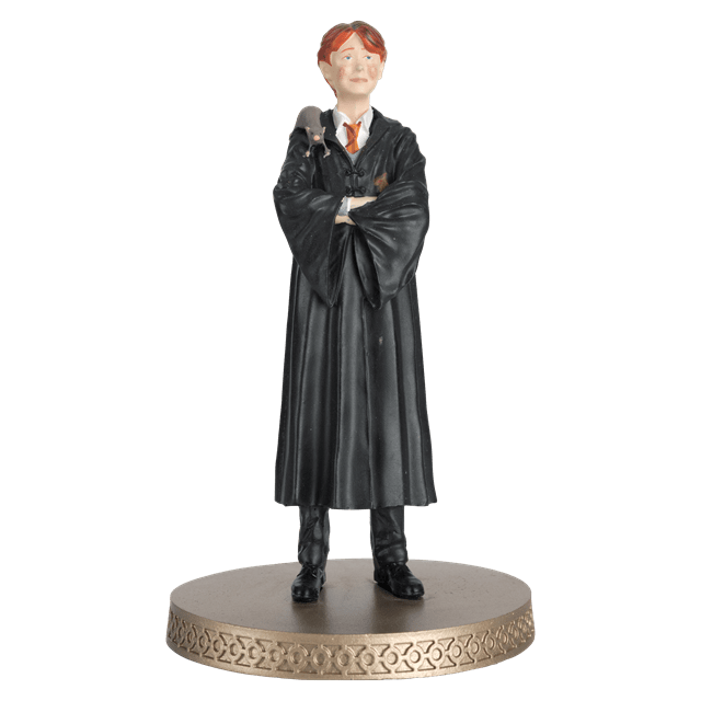 Hero Collector Ron Weasley with Scabbers Harry Potter Figurine