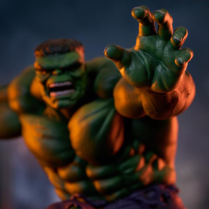 Marvel Gallery Immortal Hulk Figure Diorama