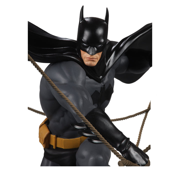 DC Designer Series Batman By Dan Mora 1/6 Scale Limited Edition Statue