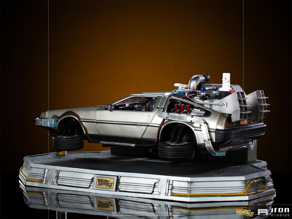 Iron Studios Back to the Future Part II DeLorean 1/10 Scale Deluxe Art Scale Limited Edition Statue