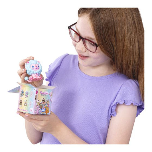 Moriah Elizabeth Mystery Figures CDU S3