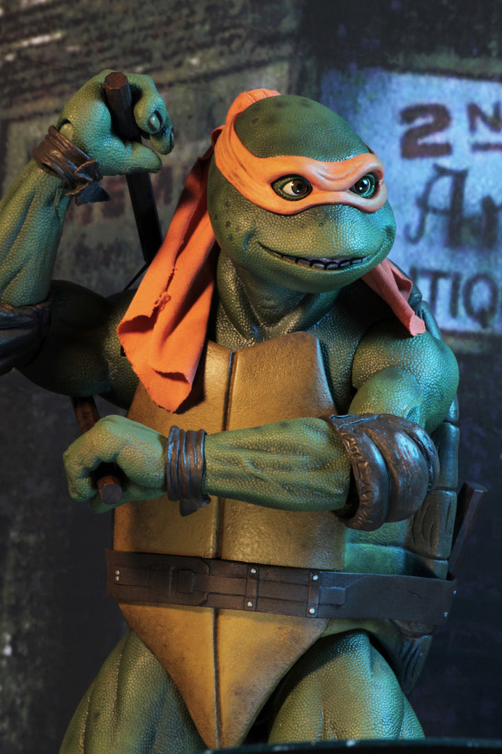 NECA Teenage Mutant Ninja Turtles (1990 Movie) Michelangelo 1/4 Scale Action Figure