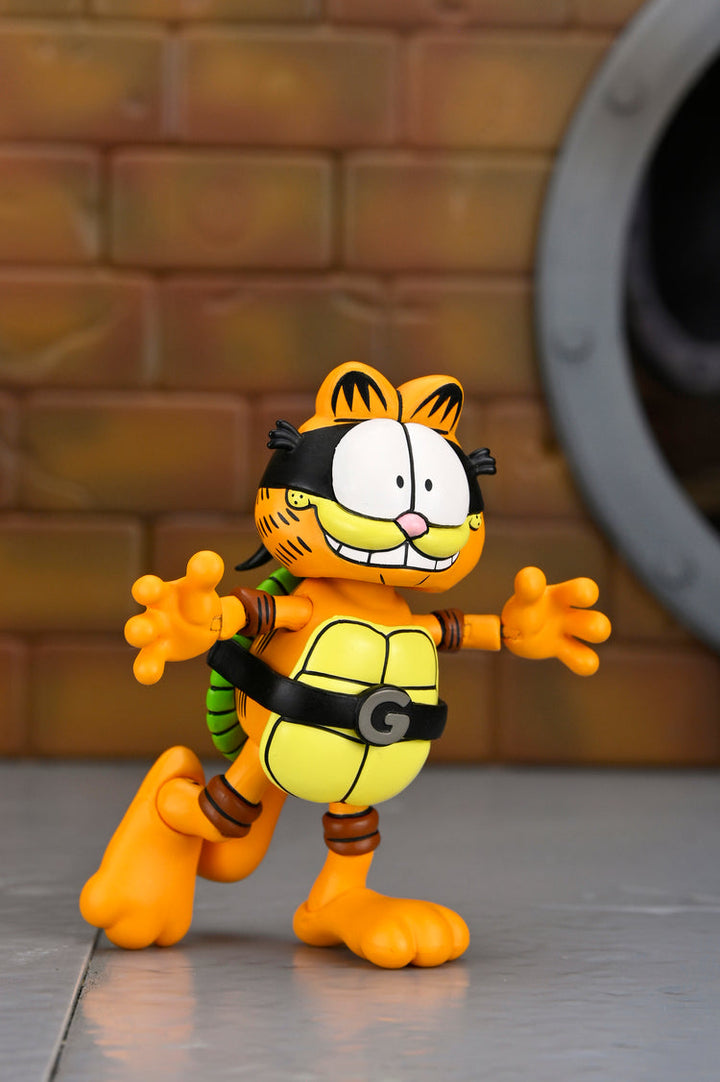 TMNT X Garfield (Archie Comics): Garfello and Odie Teenage Mutant Ninja Turtles Ultimate 7" Action Figure