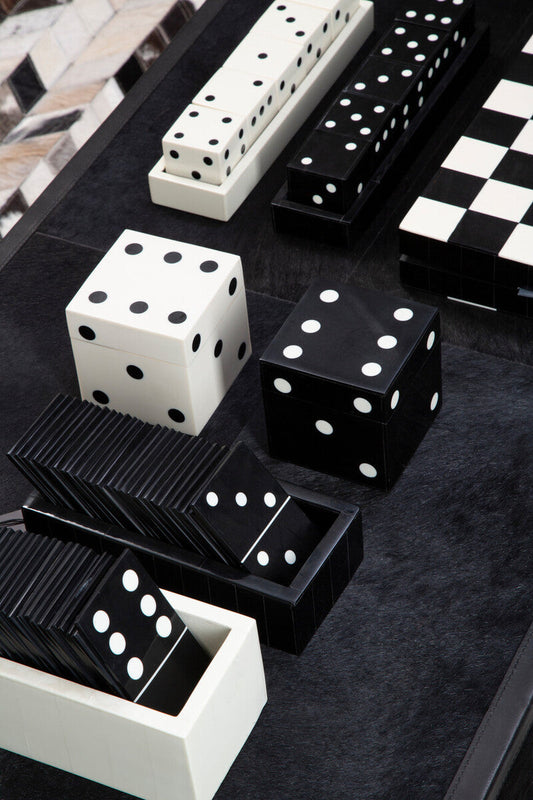 Churchill Games Black And White 5 Dice Set, alternate view