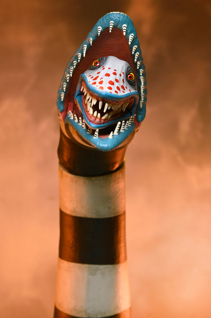 Beetlejuice Beetlejuice: Matador Beetlejuice and Sandworm Ultimate 7" 2-Piece Scale Action Figure (Pre-Order March 2026)