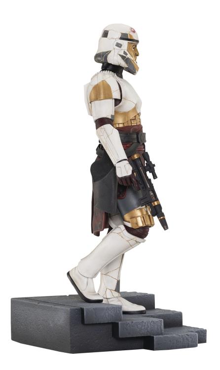 Star Wars Ahsoka Premier Collection Captain Enoch 1/7 Scale Limited Edition Statue