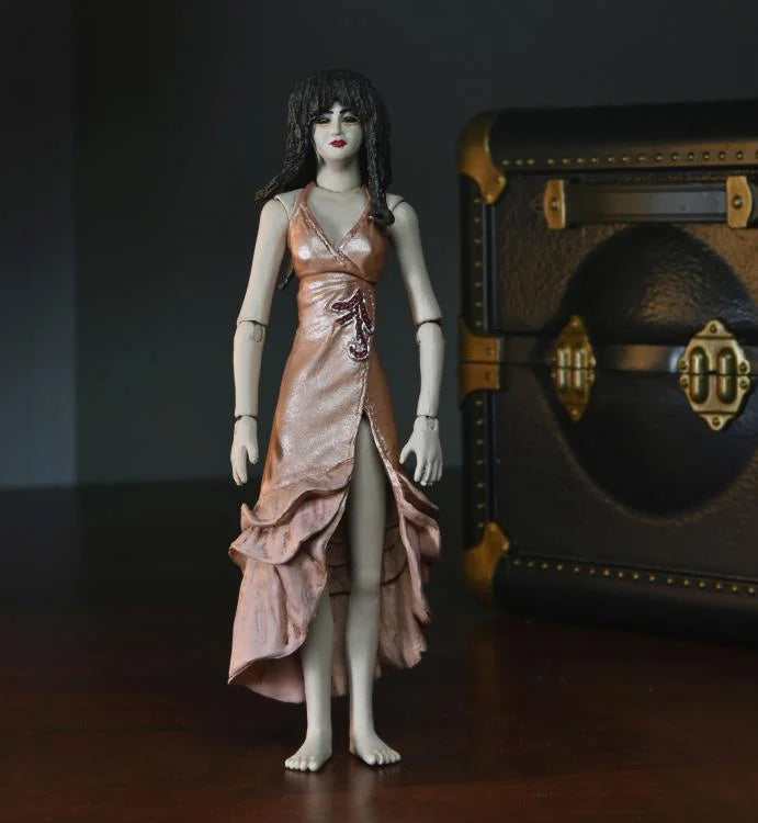 NECA Puppet Master Action Figure Set Leech Woman and Toulons Puppet Case