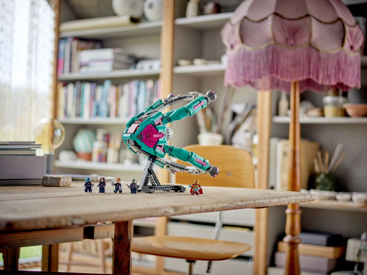 LEGO 76255 Marvel The New Guardians' Ship Space Avengers Set