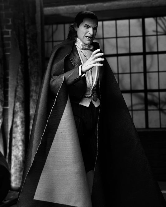 Dracula Universal Monsters (Carfax Abbey, Black & White) Ultimate 7" Scale Action Figure (view 2)