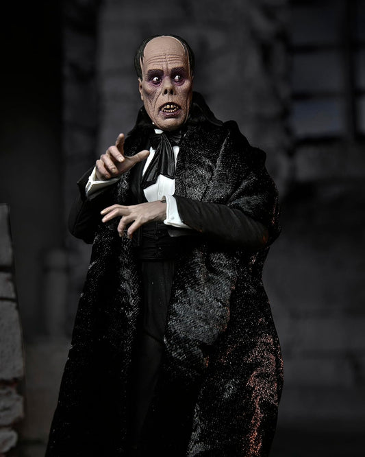 Universal / Chaney Ent. (Colour) The Phantom Of The Opera (1925) 7" Scale Action Figure (view 2)