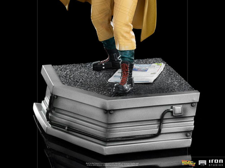 Iron Studios Doc Brown Back to the Future Part II 1/10 Scale Figure