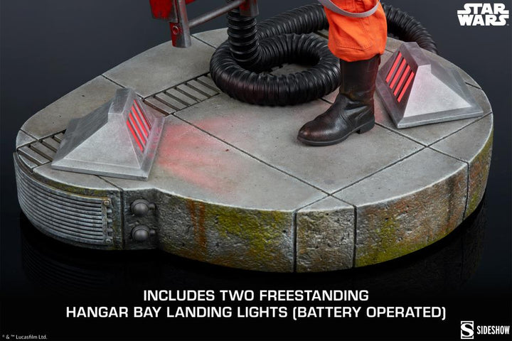 Sideshow Star Wars: A New Hope Premium Format Luke Skywalker & X-Wing: Red Five, Standing By Statue