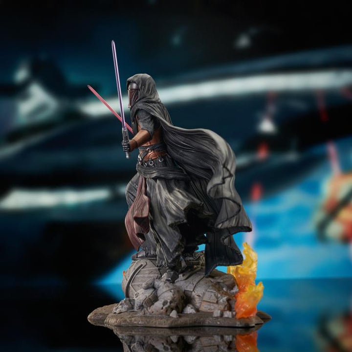 Star Wars Knights of the Old Republic Gallery Darth Revan Figure Diorama