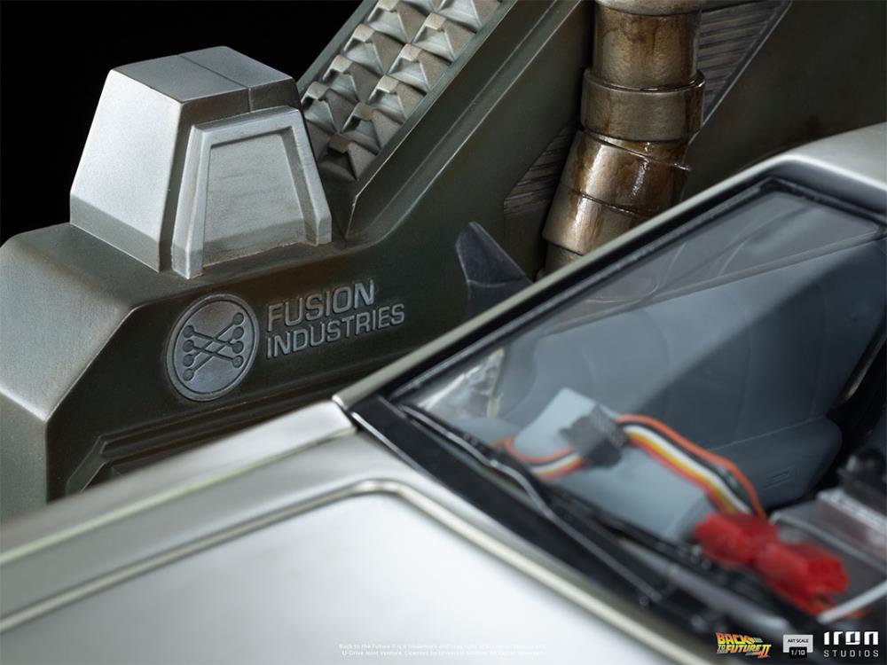 Iron Studios Back to the Future Part II DeLorean 1/10 Scale Deluxe Art Scale Limited Edition Statue