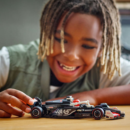 Lego Speed Champions 77250 MoneyGram Haas F1 Team VF-24 Race Car 10+, alternate view