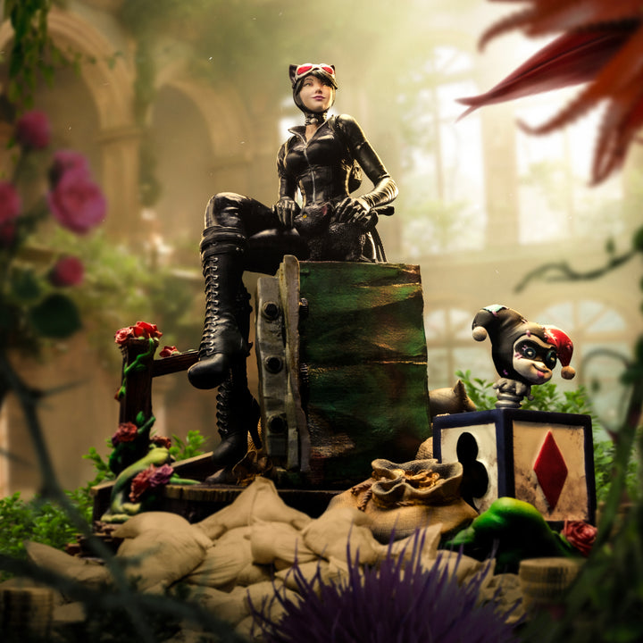 Iron Studios Gotham City Sirens Catwoman 1/10 Deluxe Art Scale Limited Edition Statue