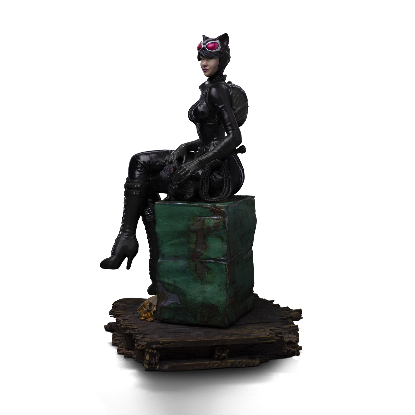 Iron Studios Gotham City Sirens Catwoman 1/10 Art Scale Limited Edition Statue