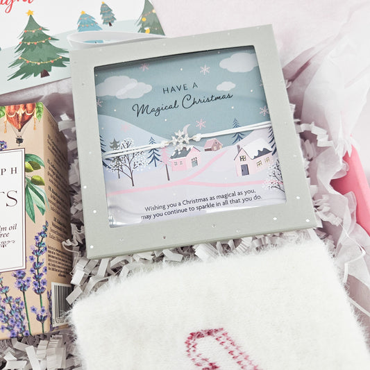 COSY CHRISTMAS MAGIC | FESTIVE GIFT BOX, alternate view