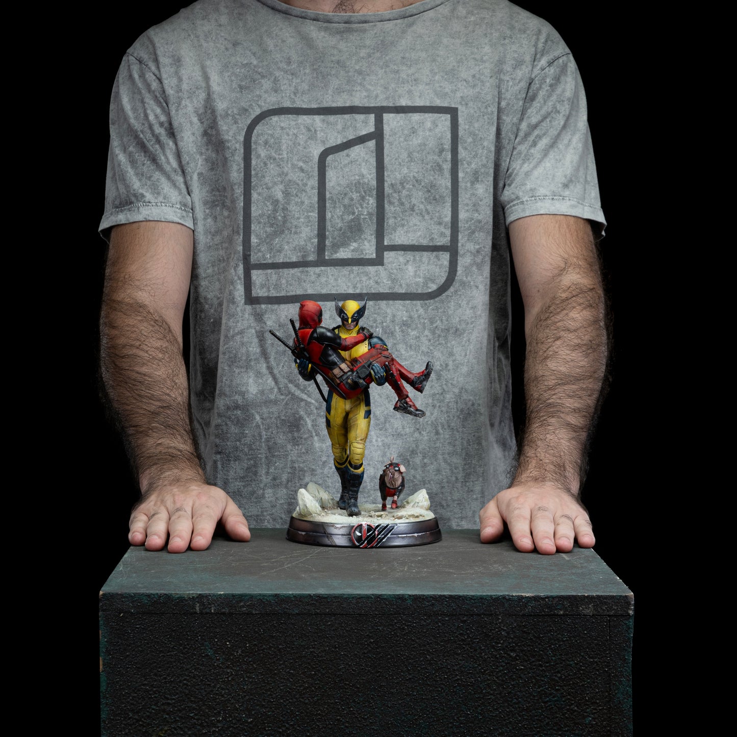 Iron Studios Marvel Deadpool 3 Deadpool & Wolverine 1/10 Deluxe Art Scale Limited Edition Statue *Exclusive