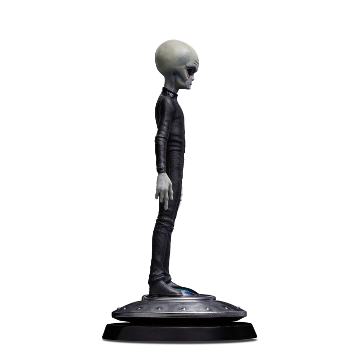 Iron Studios I Want to Believe Alien (Grey) 1/10 Art Scale Limited Edition Statue