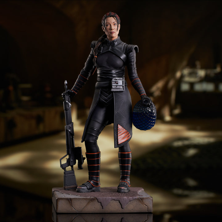 The Mandalorian Premier Collection Fennec Shand 1/7 Scale Limited Edition Statue