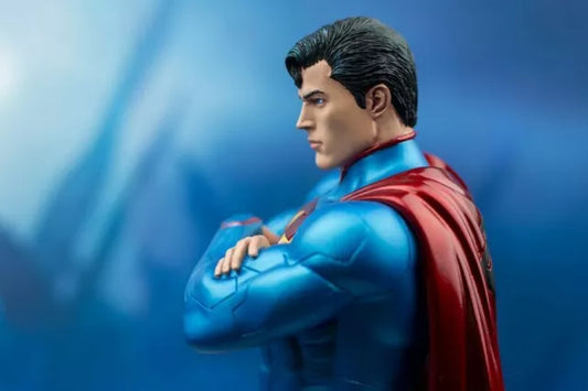 Ikon Collectables Superman - New 52 Superman 1:6th Scale Statue, alternate view