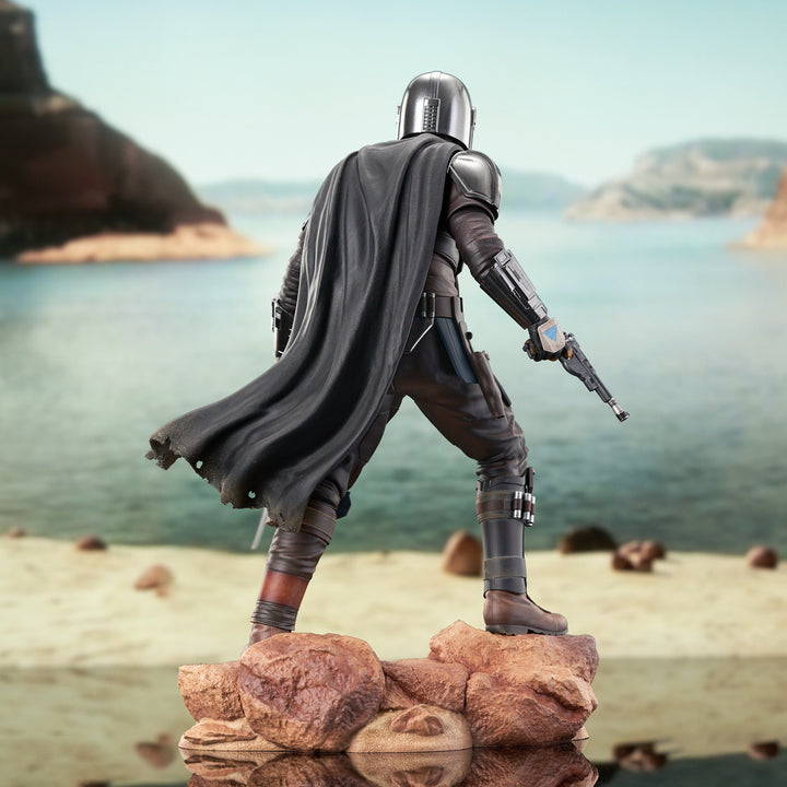 The Mandalorian Milestones Din Djarin 1/6 Scale Limited Edition Statue