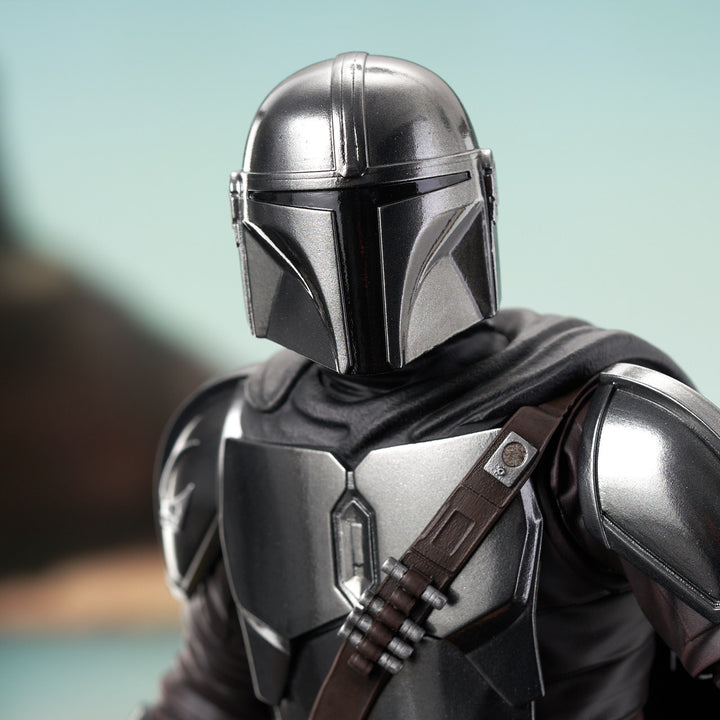 The Mandalorian Milestones Din Djarin 1/6 Scale Limited Edition Statue