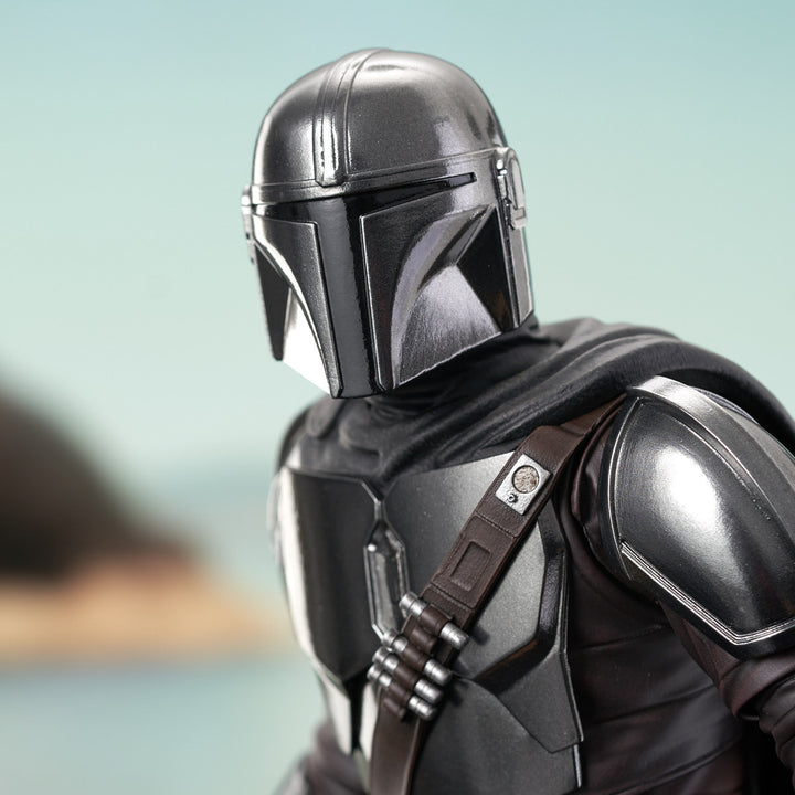 The Mandalorian Milestones Din Djarin 1/6 Scale Limited Edition Statue