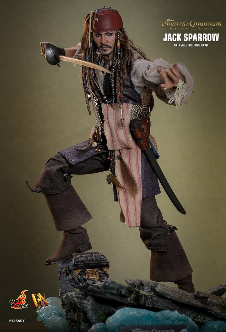 Hot Toys Pirates of the Caribbean Dead Men Tell No Tales Captain Jack Sparrow 1/6th Scale Figure