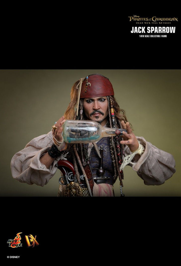 Hot Toys Pirates of the Caribbean Dead Men Tell No Tales Captain Jack Sparrow 1/6th Scale Figure