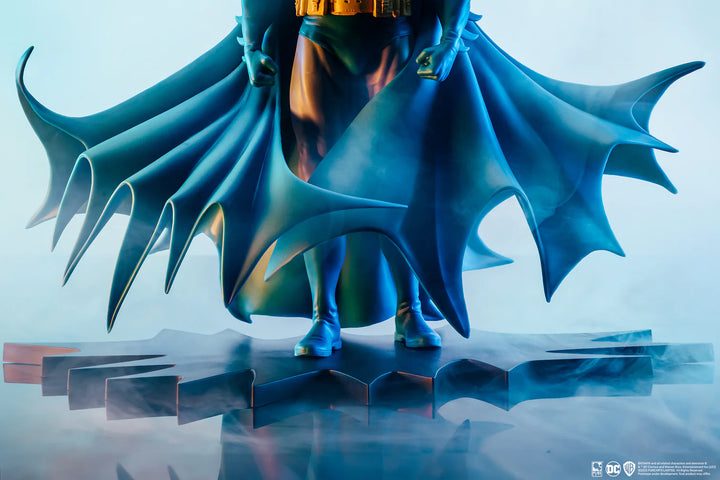 DC Comics Batman (Classic Version) 1/8 Scale PX Previews Exclusive Statue