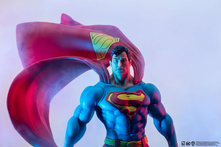 DC Comics Superman (Classic Version) 1/8 Scale PX Previews Exclusive Statue