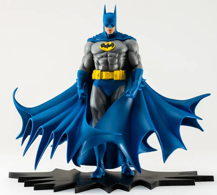 DC Comics Batman (Classic Version) 1/8 Scale PX Previews Exclusive Statue