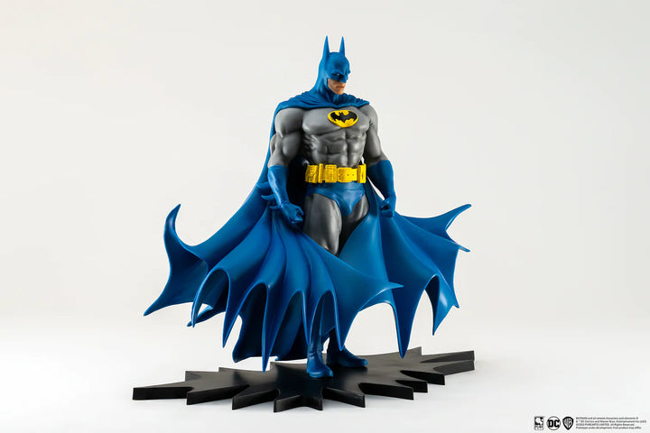 DC Comics Batman (Classic Version) 1/8 Scale PX Previews Exclusive Statue