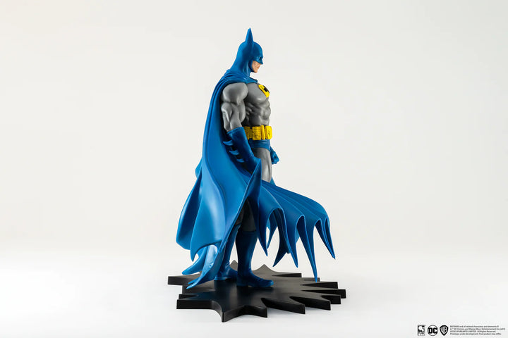 DC Comics Batman (Classic Version) 1/8 Scale PX Previews Exclusive Statue