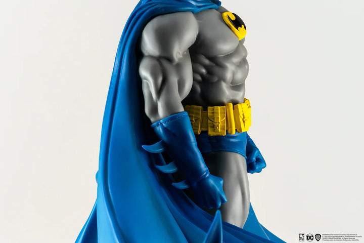 DC Comics Batman (Classic Version) 1/8 Scale PX Previews Exclusive Statue
