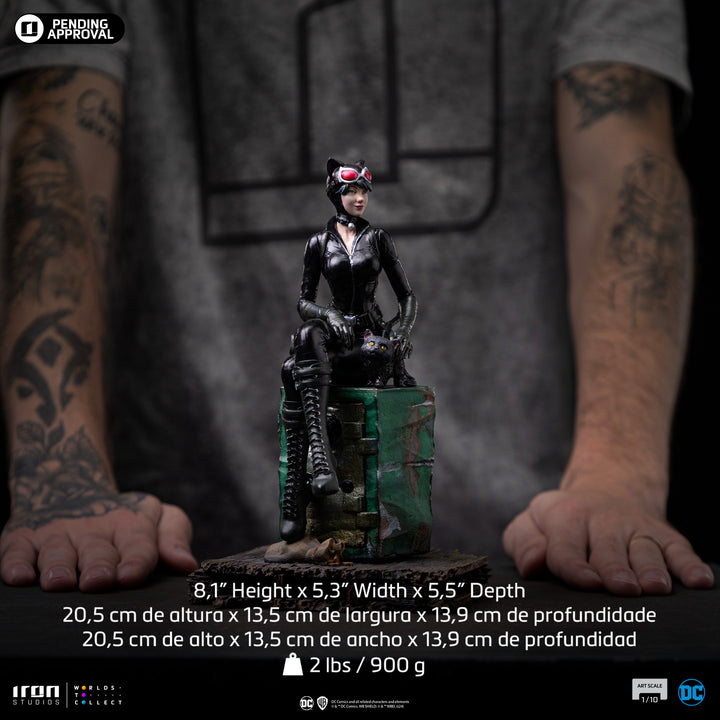 Iron Studios Gotham City Sirens Catwoman 1/10 Art Scale Limited Edition Statue