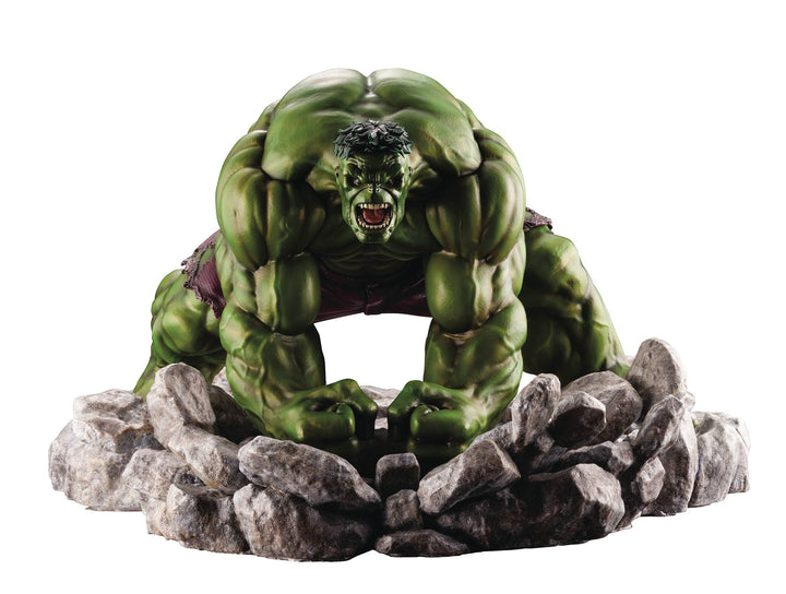 Marvel ArtFX Premier Hulk Limited Edition Statue